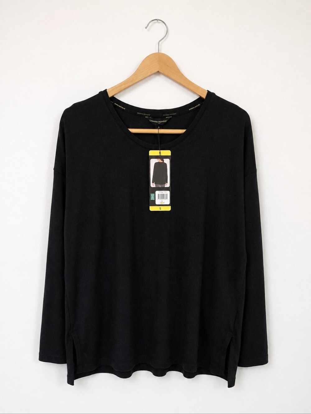 Banana Republic Black Long Sleeve Scoop Neck Top